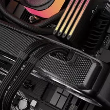 Corsair Premium-Sleeved 6+2-Pin-PCIe-Kabel, für Typ-5-Netzteil – schwarz