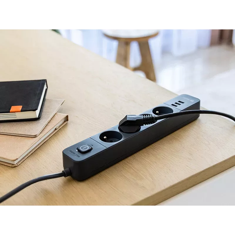 Tracer 47685 Power Line+ 5m (4 Steckdosen + 3x USB A)