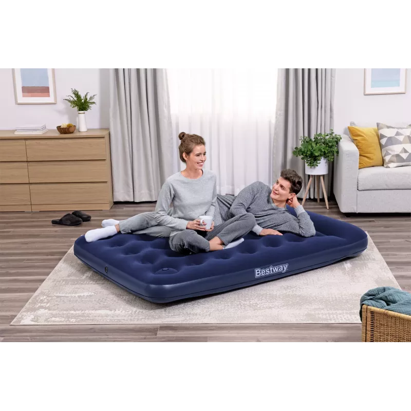 Bestway Luftmatratze Full mit eingebauter Fußpumpe 1,91 m x 1,37 m x 28 cm