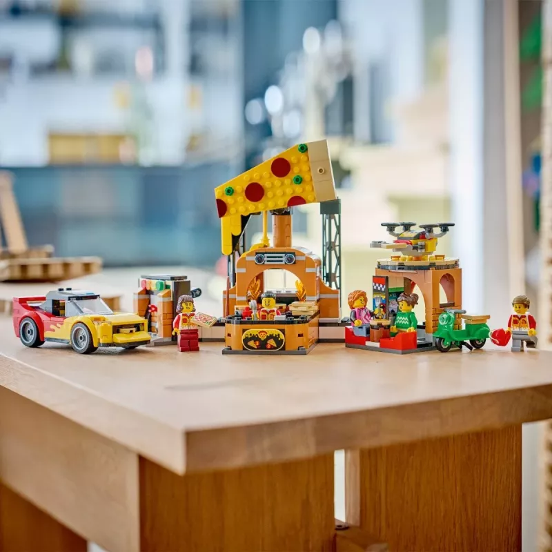 LEGO City 60496 Pizza-Lieferservice mit Fahrzeugen (494 Teile)