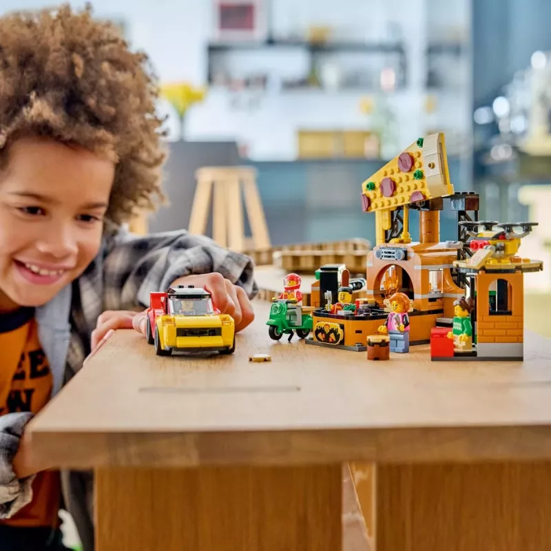 LEGO City 60496 Pizza-Lieferservice mit Fahrzeugen (494 Teile)