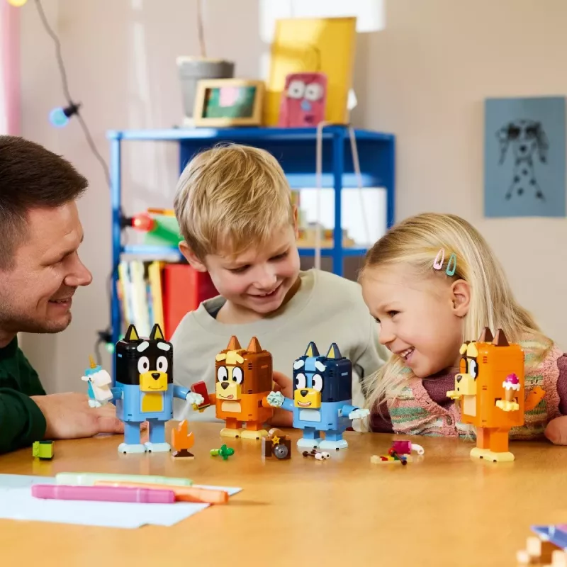 LEGO Bluey 11217 Bluey-Familie aus Steinen (466 Teile)