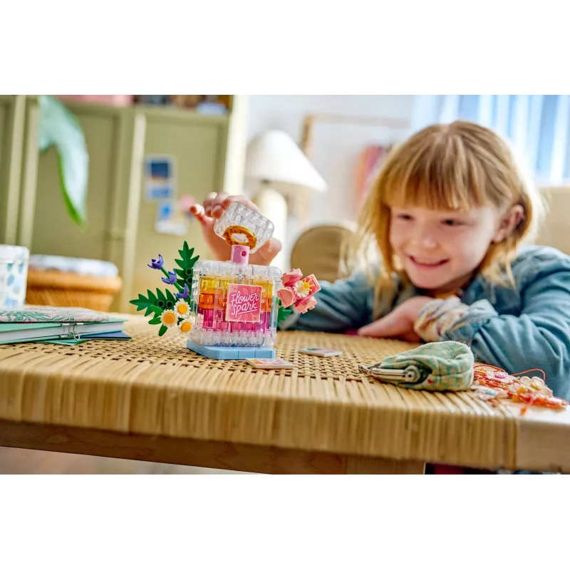 LEGO Creator 3-in-1 31383 Floral Decor Parfümflasche (286 Teile)