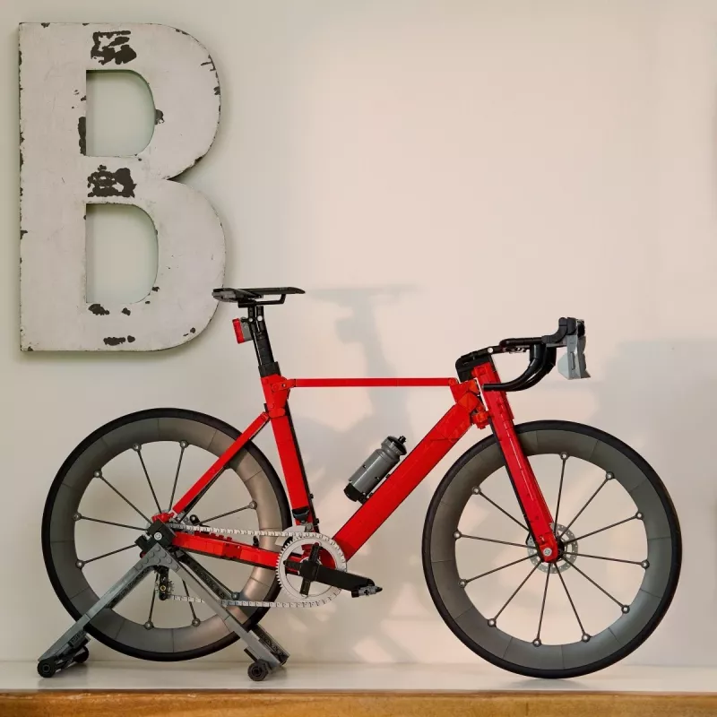 LEGO Icons 11380 Rennrad Baukasten, 1015 Teile, ab 18 Jahren