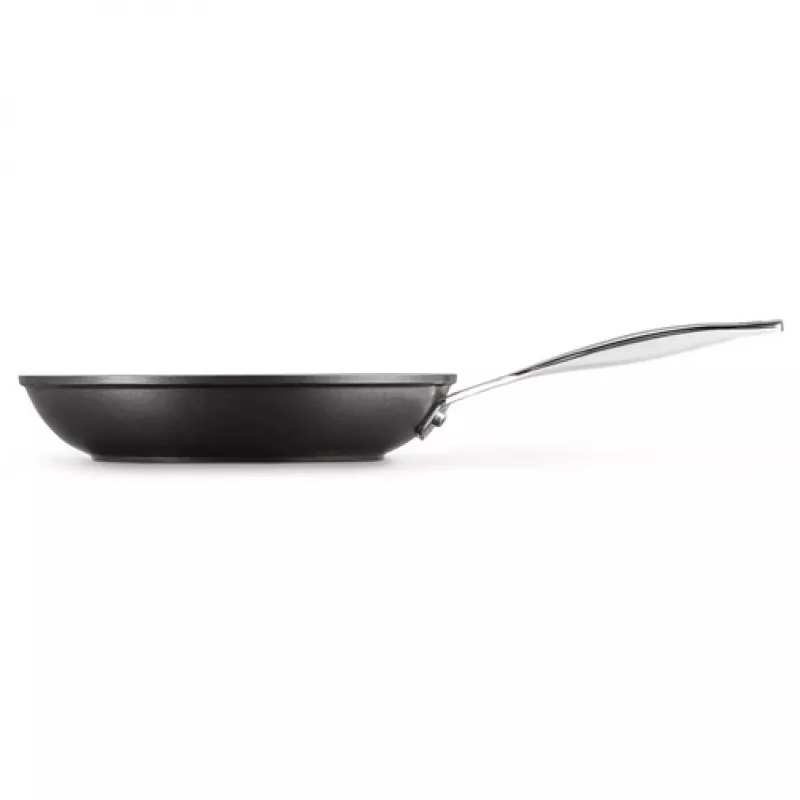Le Creuset Toughened Non-Stick Shallow Frying Pan 26 cm Cerise
