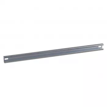EFB Elektronik C-Profil für 19-Zoll-Montage, 483 x 30 x 15 mm, Nutbreite 16 mm, 2 Montagebohrungen