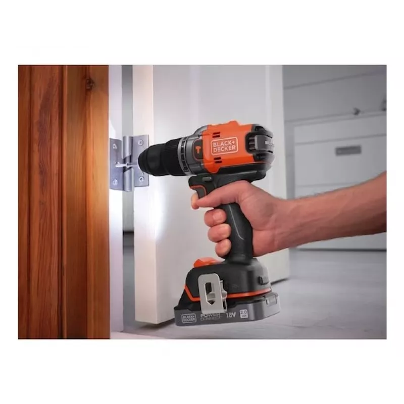 Black & Decker BLD683XN-XJ Kabel-Schlagbohrmaschine 680W 13mm Zahnkranzbohrfutter 0-3000 U/min Schwarz/Orange