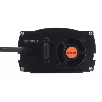 VOLT POLSKA IPS-600 DUO 12V 24V/230V 300/600W Reiner Sinus-Wechselrichter