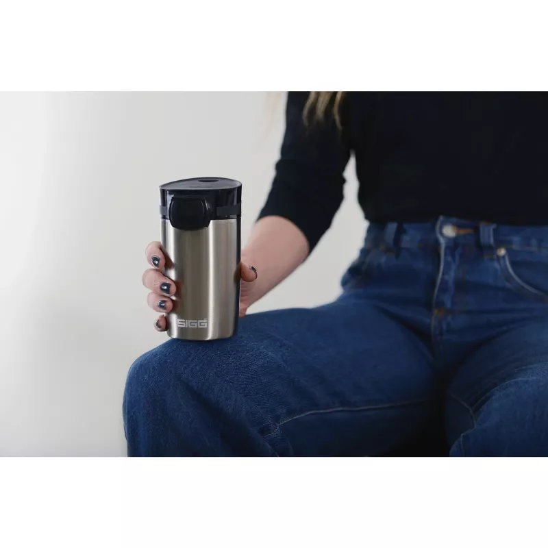 SIGG 8695.50 Hot & Cold One-Hand Push-Button Vakuumisolierflasche, 0,27 L, Obsidianschwarz, Edelstahl