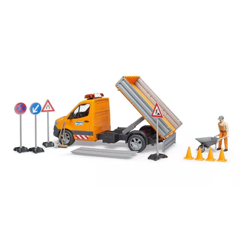 BRUDER MB Sprinter Municipal mit Licht- und Soundmodul, Orange, Maßstab 1:16