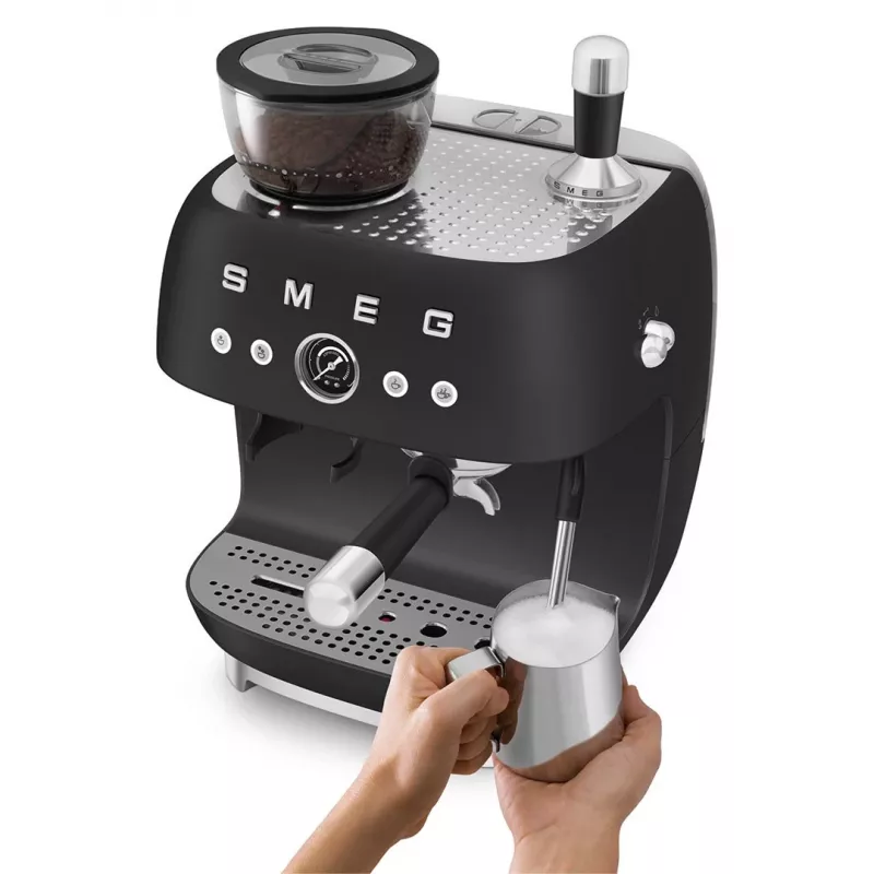 Smeg EGF03BLMEU Espressomaschine mit Mahlwerk, 1650 W, Schwarz