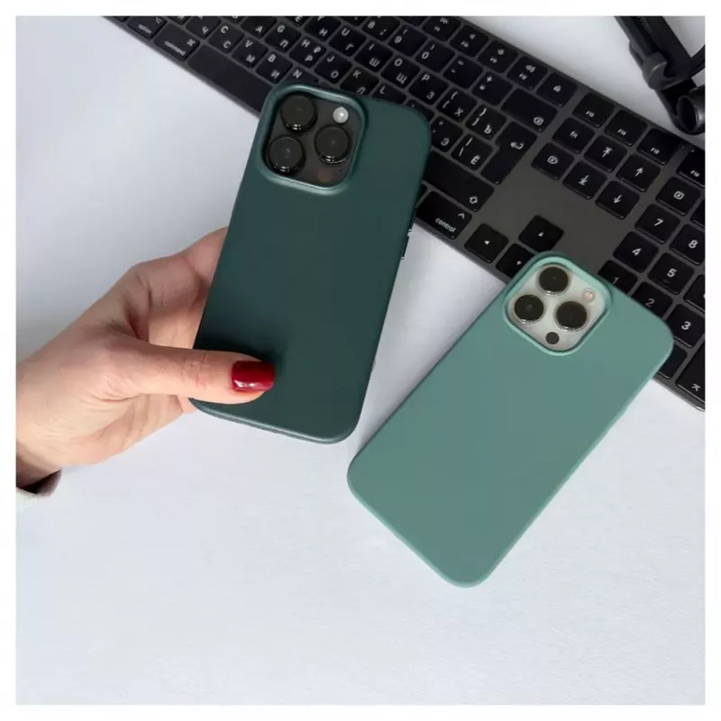 Evelatus Apple iPhone 14 Pro Echtes Leder Case mit MagSafe Dunkelgrün