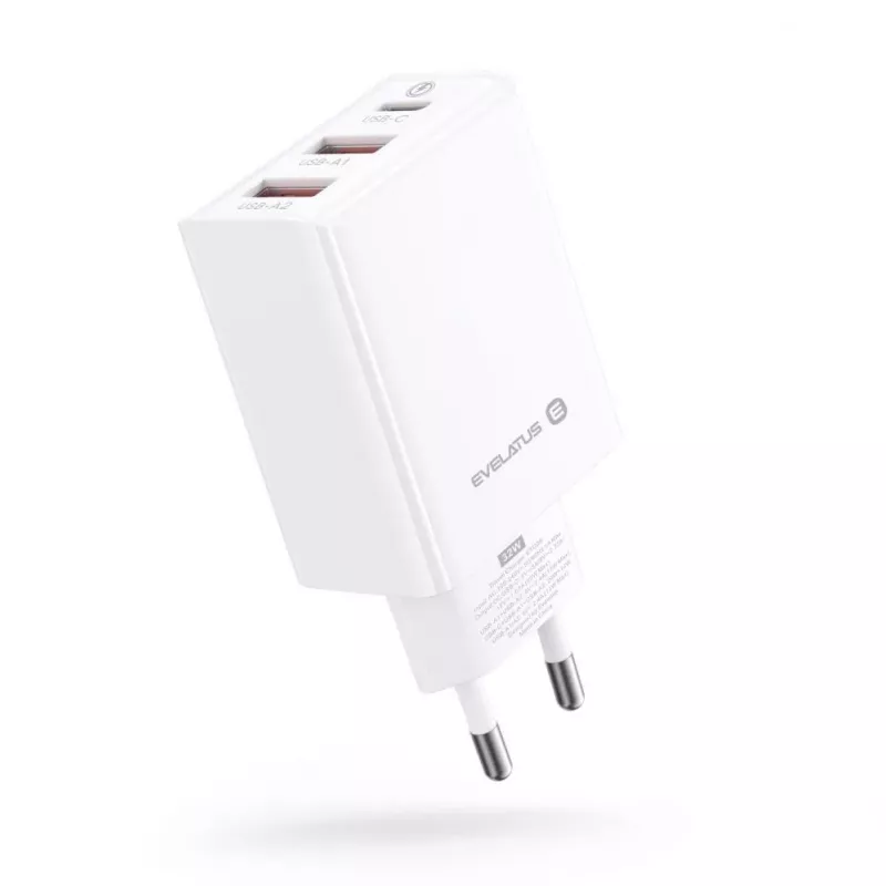 Evelatus ETC06 Reiseladegerät EU-Wand 3 Ports 32W USB-C / USB-A2 Weiß