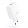 Evelatus ETC06 Reiseladegerät EU-Wand 3 Ports 32W USB-C / USB-A2 Weiß