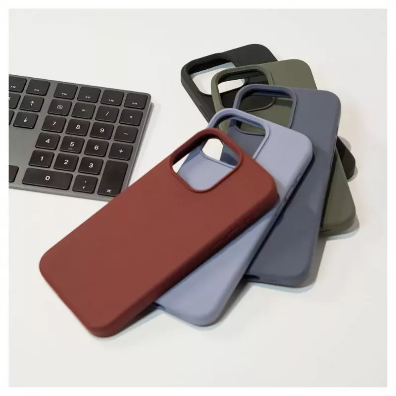 Evelatus Apple iPhone 15 Pro Premium Soft Touch Silikonhülle Mitternachtsblau