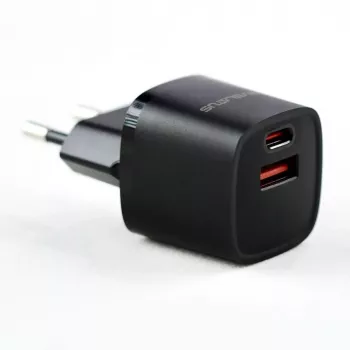 Evelatus USB-A und USB-C 30W Max EU-Ladegerät Schwarz