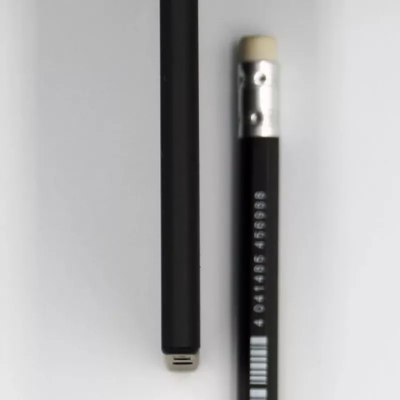 Evelatus 3000mAh Power Bank Super Slim mit kabellosem Laden EVEP03PBSSB Schwarz