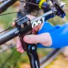 Forever Outdoor Bikes Kickstand - Seitenständer aus Aluminiumlegierung für 24-29 Zoll Fahrräder, Schwarz