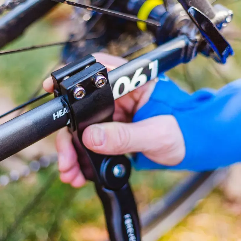 Forever Outdoor Bikes Kickstand - Seitenständer aus Aluminiumlegierung für 24-29 Zoll Fahrräder, Schwarz