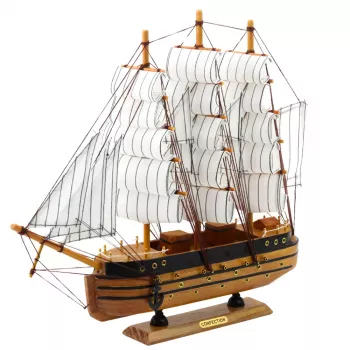 LEAN TOYS Sammlerstück Dekoratives Dreimast-Segelschiff Weiß 39x36cm