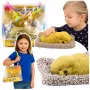 LEAN TOYS Schlafender Labrador auf Kissen Figur mit Fell Transparente Tasche Geräusche