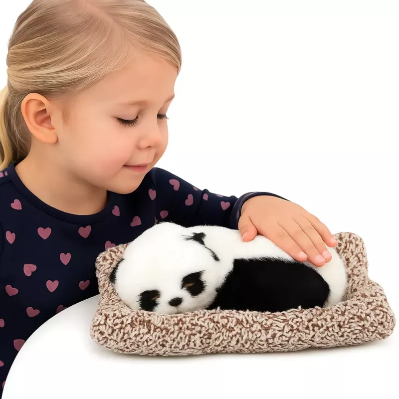 LEAN TOYS Schlafender Panda auf Kissen Figur mit Fell und durchsichtiger Tasche