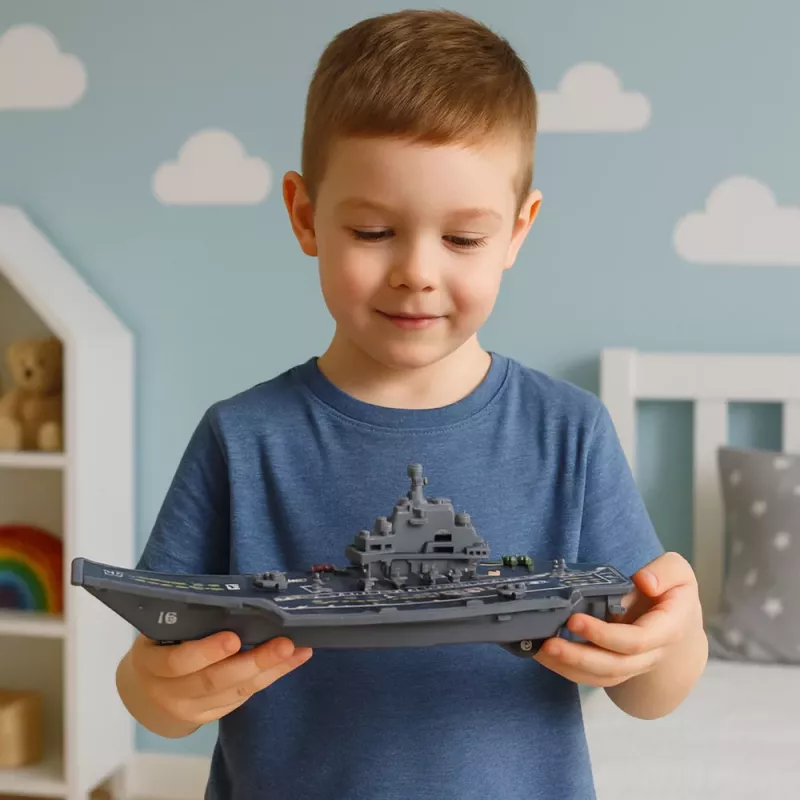 LEAN TOYS Militärflugzeugträger mit Licht und Sound, Reibungsantrieb, 24 cm