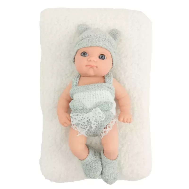LEAN TOYS Babypuppe mit Decke, Outfit in Weiß und Grau, Mütze, 18 cm