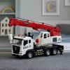 LEAN TOYS Truck mit Kran, Metallkabine, verstellbarer Ausleger, Licht- und Soundsystem
