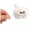 LEAN TOYS Plüsch-Schlüsselanhänger Weißer Hund mit wedelndem Schwanz und Quietschgeräusch 9 cm