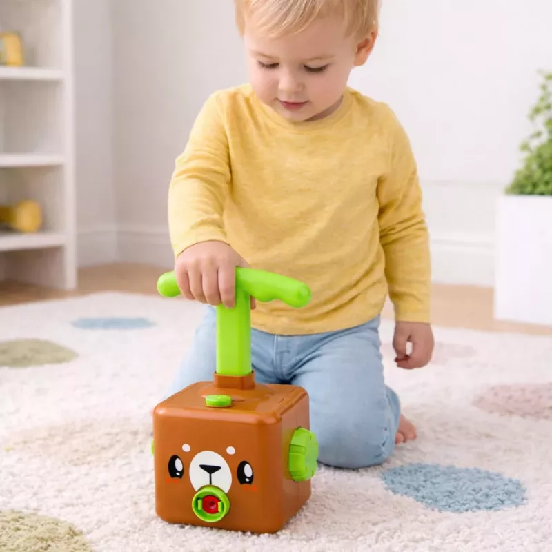 LEAN TOYS Spielset mit Ballon-Abschussvorrichtung, Autos und Teddybär für Kinder
