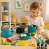 LEAN TOYS Little Chef's Set - Küchentöpfe, Geschirr, Wasserkocher, Türkis, 33 Teile