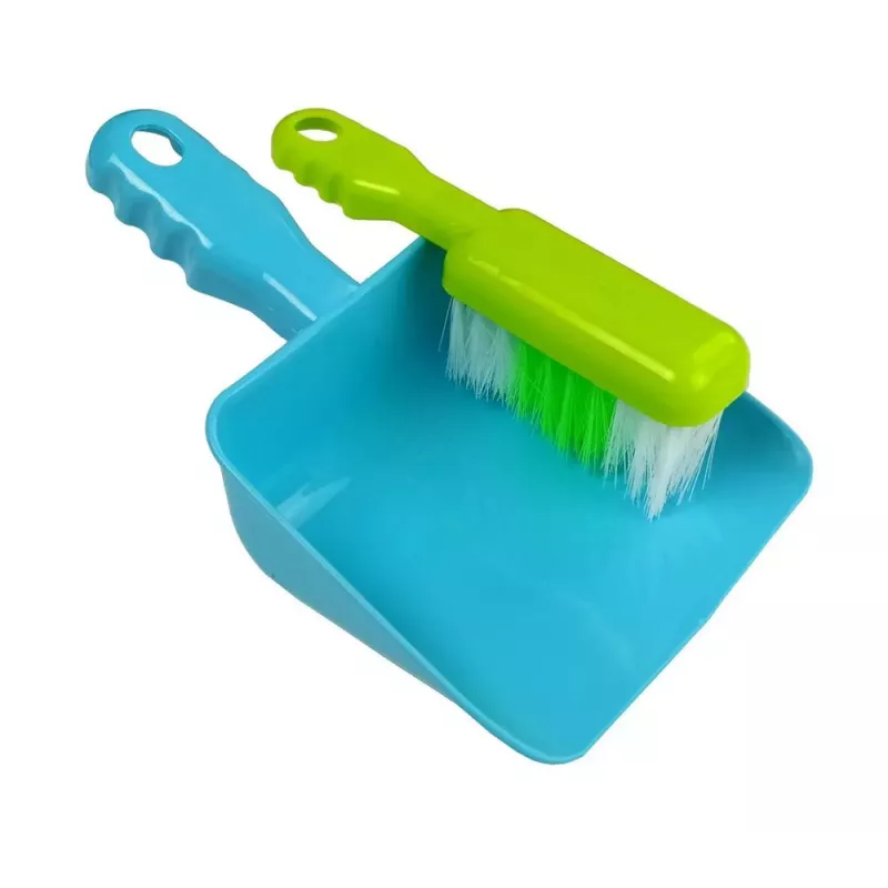 LEAN TOYS Reinigungsset auf einem Wagen mit Staubsauger