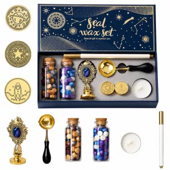 LEAN TOYS Wachssiegel-Set Wachsstempel zum Dekorieren - 6-teiliges Set mit Messingstempel, Schmelzlöffel, Wachsstäbchen und Teelicht