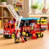 LEAN TOYS Klappbarer Feuerwehr-LKW Bauklötze-Set mit Feuerwehrfiguren, Licht & Sound, 94 Teile