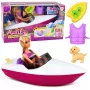 LEAN TOYS Anlily Puppe im Motorboot mit Hund, Schwimmweste, Surfbrett und Zubehör-Set