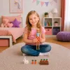 LEAN TOYS Anlily Puppe mit weißem Hasen und Karotten Karottenständer-Set