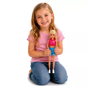 LEAN TOYS Anlily Puppe im Sportoutfit mit Hanteln, Wasserflasche, Tasche, Zubehörset