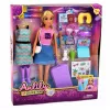 LEAN TOYS Anlily Traveler Puppe mit Koffer, Reisekissen, Laptop-Zubehör