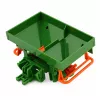 LEAN TOYS Landwirtschaftsset Traktor mit Ballengreifer Anhänger Heu 1:24