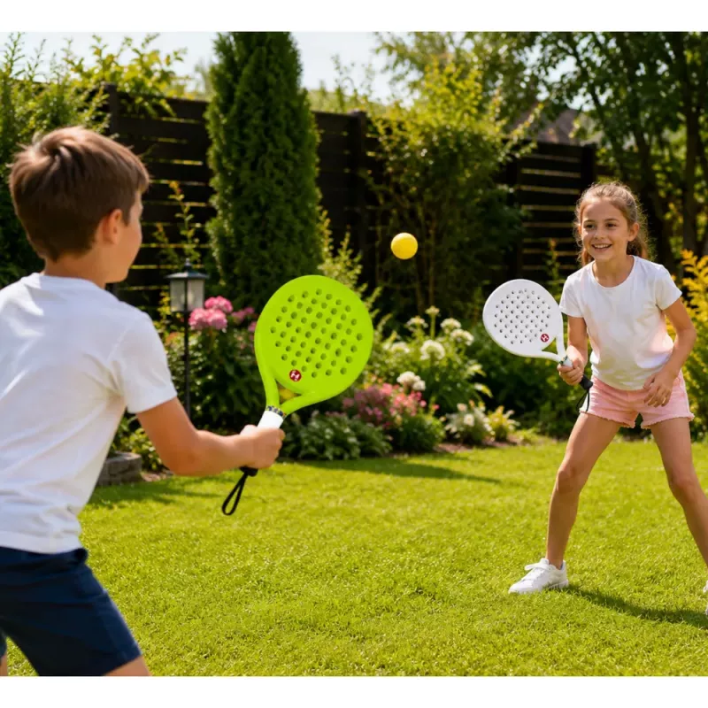 LEAN TOYS Beach and Garden Tennis Sports Set mit Schlägern und Schaumstoffbällen