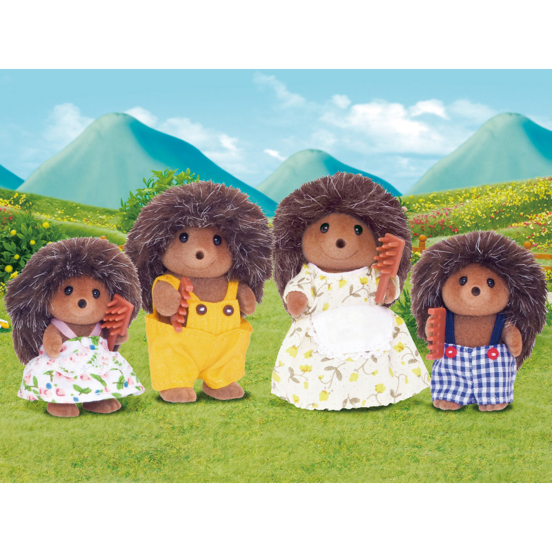 KAISER ELEKTRO Sylvanian Families Igel-Familie von Stachel - Sammelbare geflockte Tierfiguren Spielset, 4 Figuren mit Kamm, ab 3 Jahren