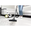 Zylinderstaubsauger Karcher VC 3 — Trockensauger für zu Hause, 700 W, 0,9 L beutellos, HEPA 13, Teleskoprohr, 1,5 m Schlauch