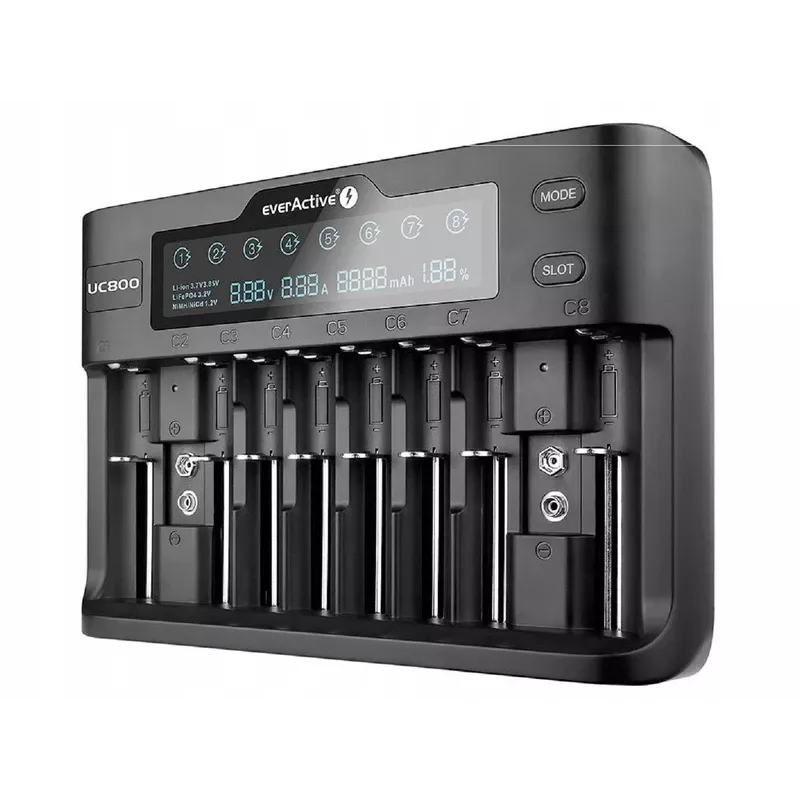 Batterieladegerät everActive UC-800 AC 12V 3A — für LiFePO4/LiPo/NiMH, unterstützt AA/AAA/9V, bis zu 10 Akkus, 12 V Eingang, eingebautes Display, schwarz