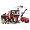 Konstruktionsspielzeug LEGO City Feuerwache mit Drehleiterfahrzeug 60414 — 843 Teile, 5 Minifiguren, 220×320×140 mm