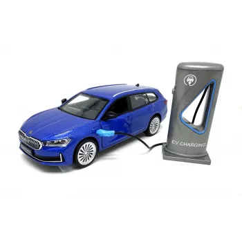 PULIO 1:35 Skoda Superb Combi Die-Cast Modellauto mit Licht und Sound