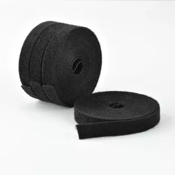 StarTech.com Klettverschlussband-Rolle - 4,6 m - Schwarz (4er-Pack)