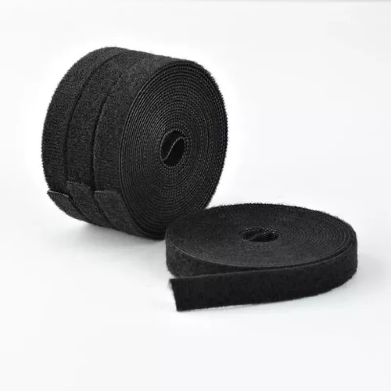 StarTech.com Klettverschlussband-Rolle - 4,6 m - Schwarz (4er-Pack)