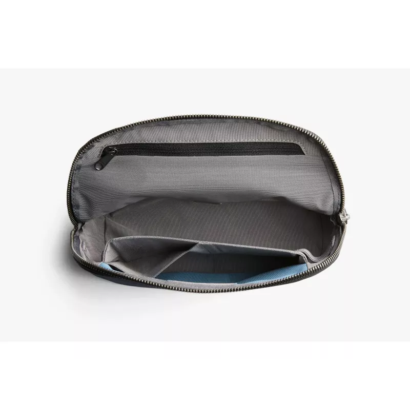 Bellroy Desk Caddy - Schwarzer Schreibtisch-Organizer für Mobilgeräte-Zubehör
