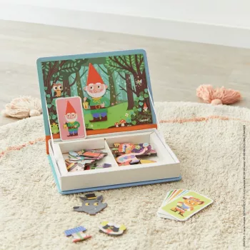 Janod Magnetibook Märchen magnetisches Buchspiel